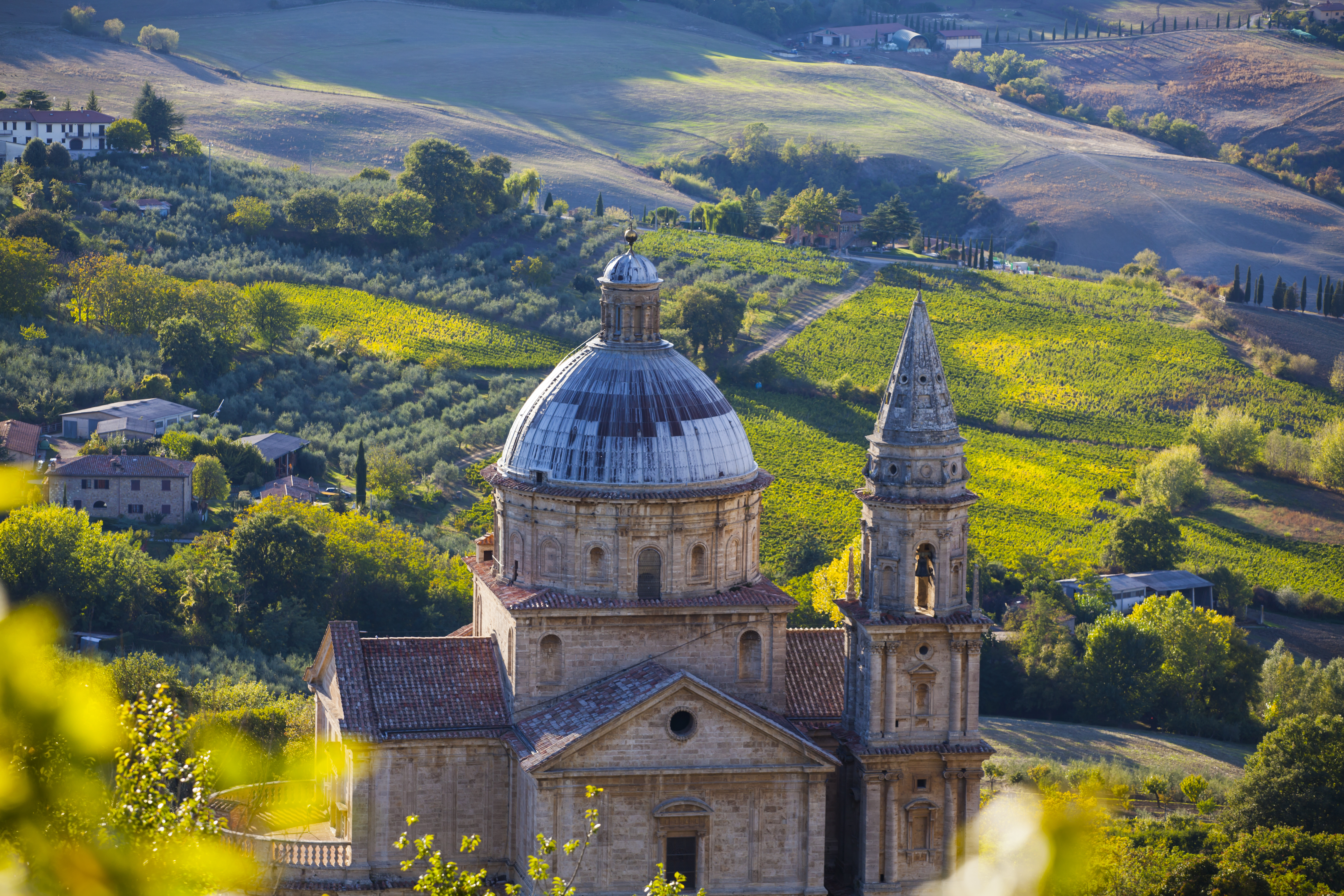 Turismo lento e di prossimità in Toscana: il caso del borgo di Montepulciano
